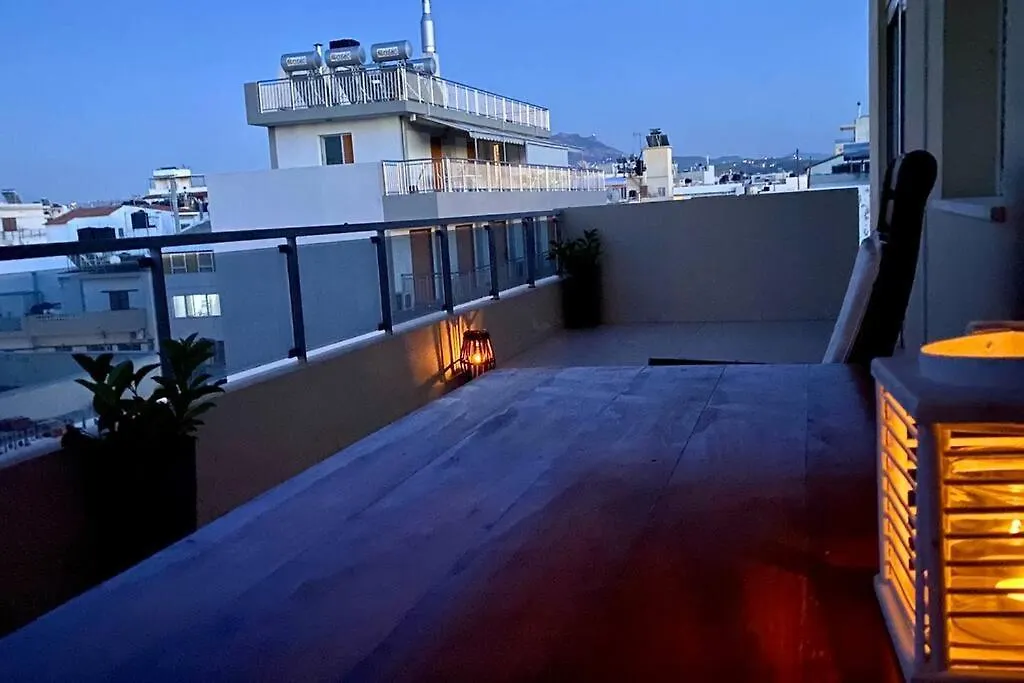 이라클리온 Gpk Bright & Stylish 4Br - Central With Free Parking 아파트