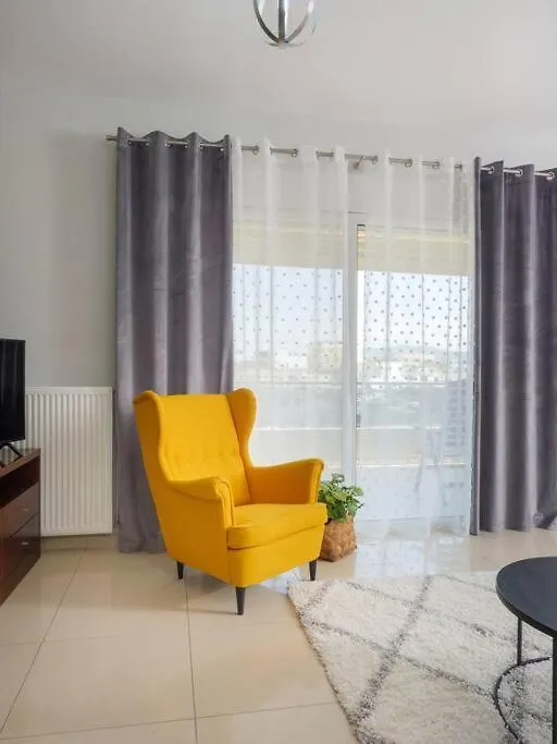 이라클리온 Gpk Bright & Stylish 4Br - Central With Free Parking 아파트
