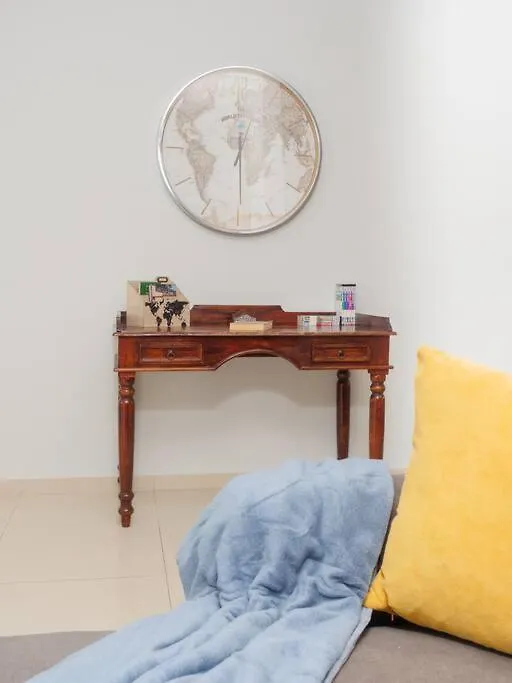 이라클리온 Gpk Bright & Stylish 4Br - Central With Free Parking 아파트