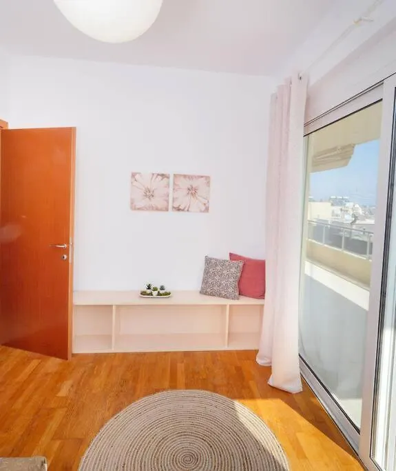 이라클리온 Gpk Bright & Stylish 4Br - Central With Free Parking 아파트
