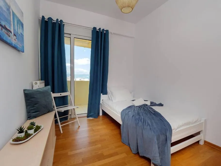이라클리온 Gpk Bright & Stylish 4Br - Central With Free Parking 아파트