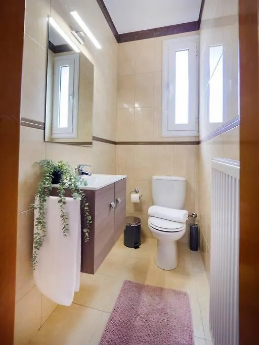 이라클리온 Gpk Bright & Stylish 4Br - Central With Free Parking 아파트