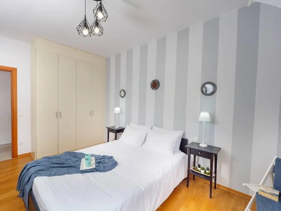 이라클리온 Gpk Bright & Stylish 4Br - Central With Free Parking 아파트