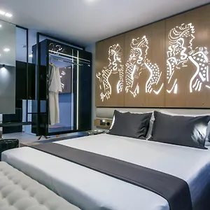 3* Apartahotel Lavris